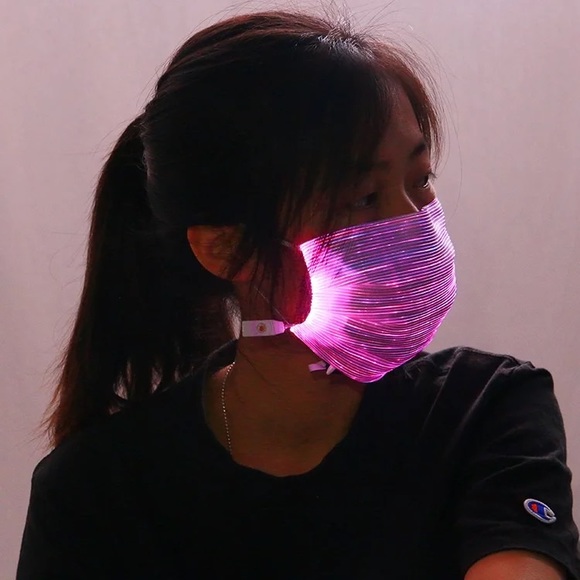 LED Face Mask - Picture 3 of 7